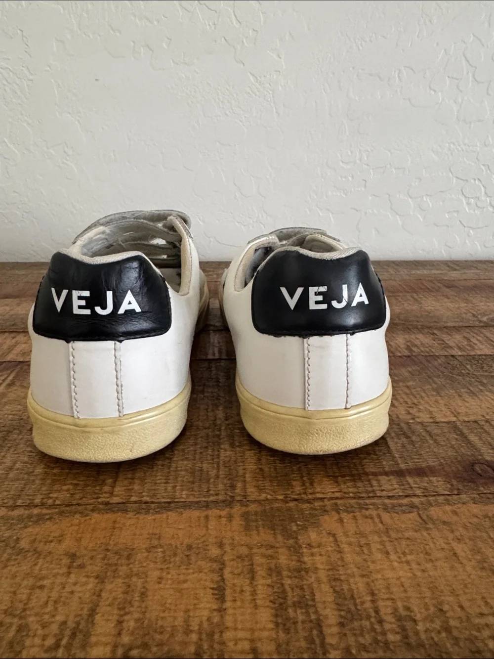 Veja Women’s White Velcro Sneakers with Cream Sole - Picture 3 of 7